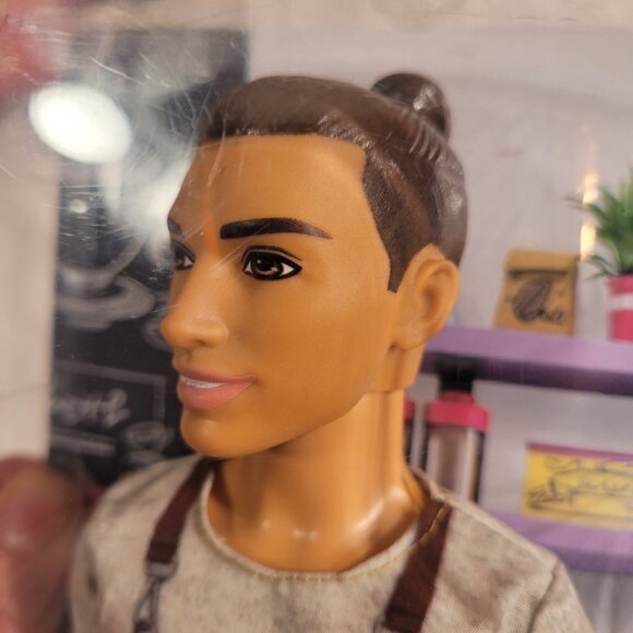 Barista Ken by Barbie You Can Be Anything 2018 - Picture 15 of 17